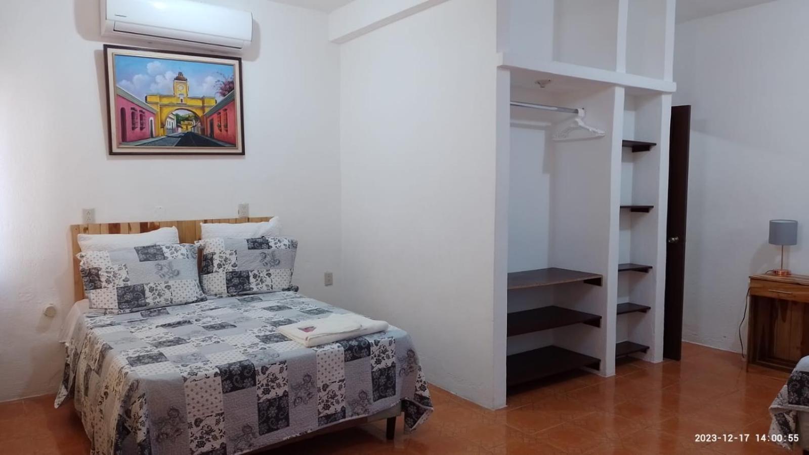 Apartamentos Mundo Maya Habitaciones Флорес Экстерьер фото