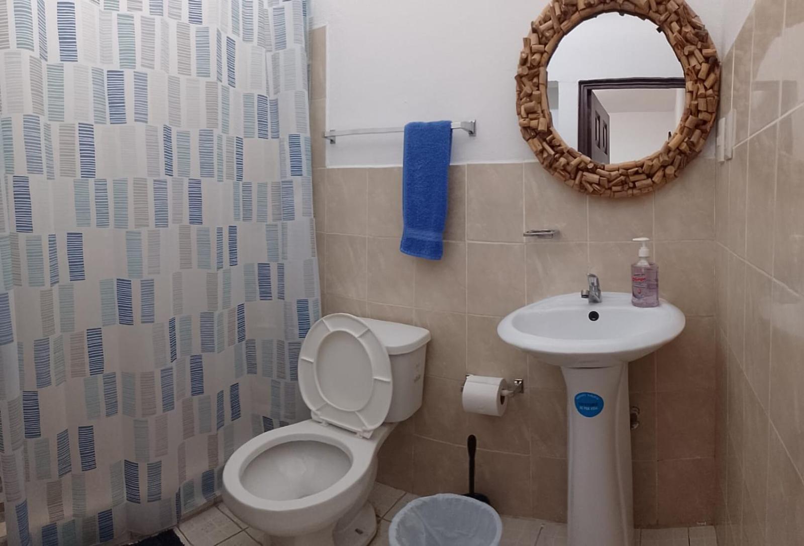 Apartamentos Mundo Maya Habitaciones Флорес Экстерьер фото