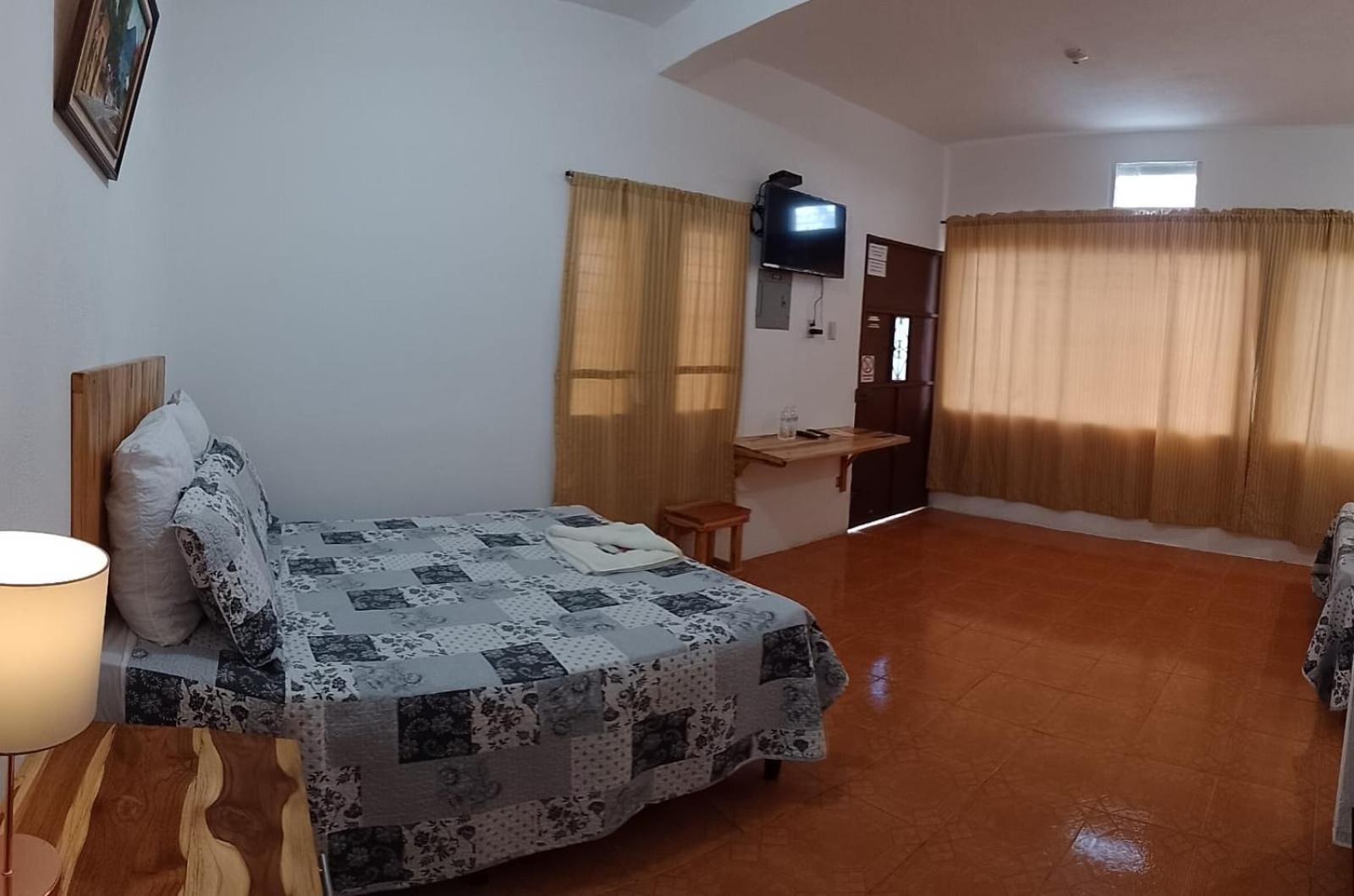 Apartamentos Mundo Maya Habitaciones Флорес Экстерьер фото